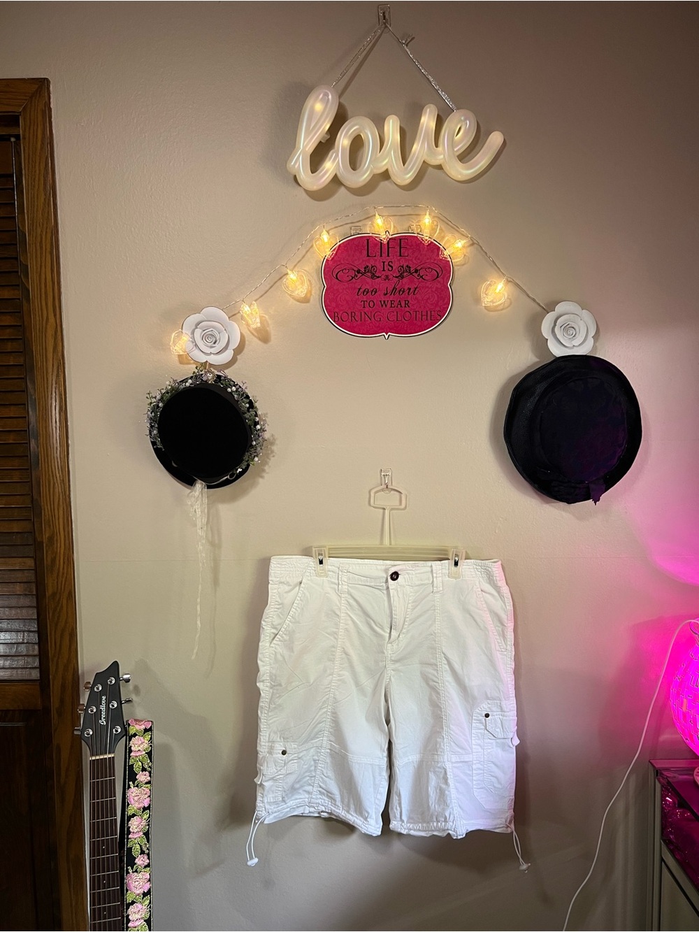 Women’s White Cargo Shorts — Classic Lightweight Summer Utility
